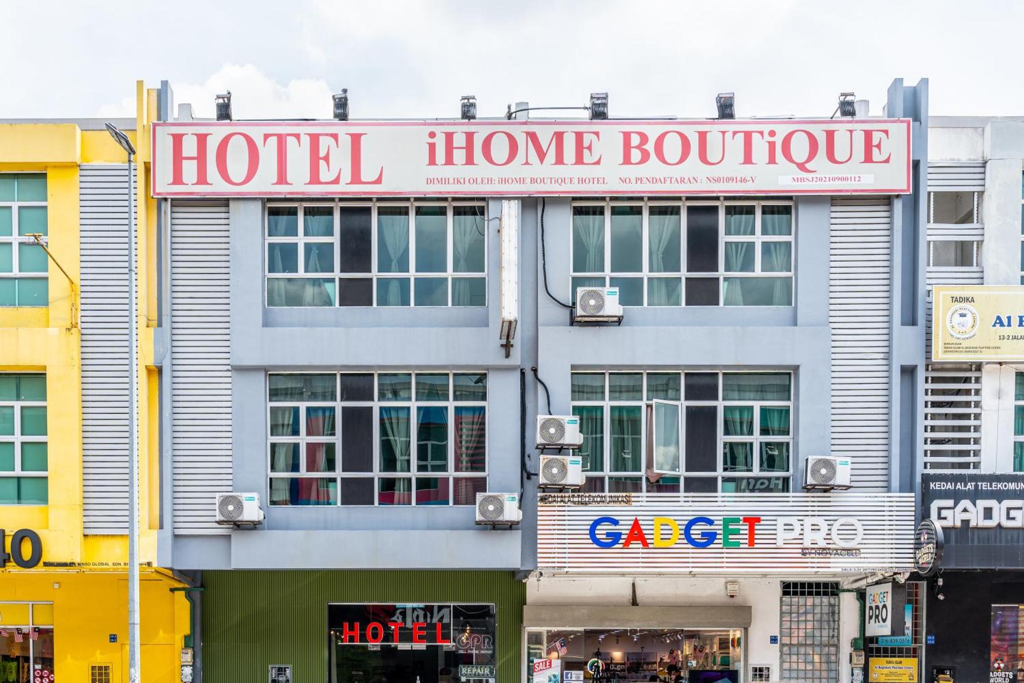 Ihome Boutique Hotel Seri Kembangan Luaran gambar