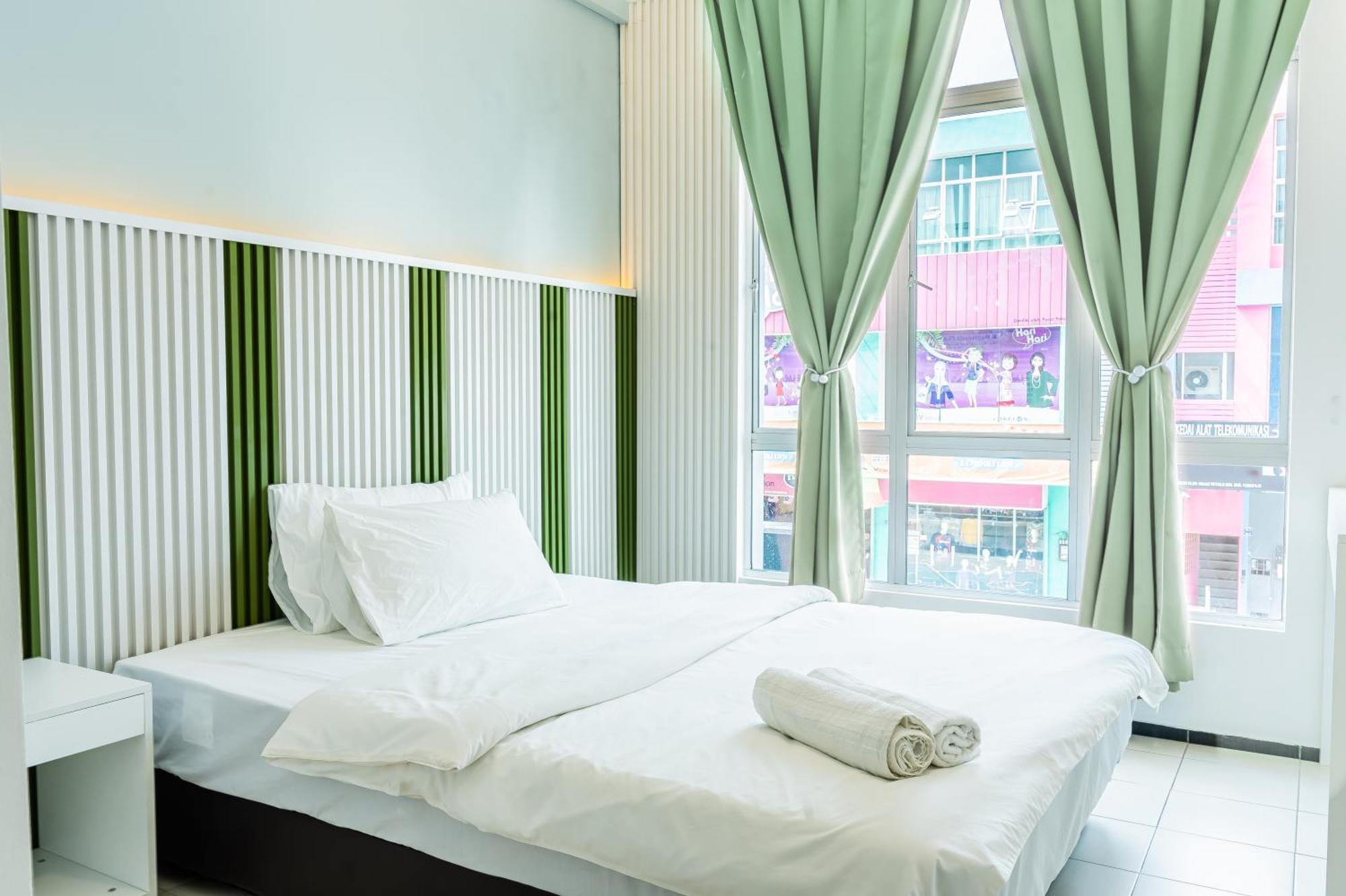 Ihome Boutique Hotel Seri Kembangan Luaran gambar